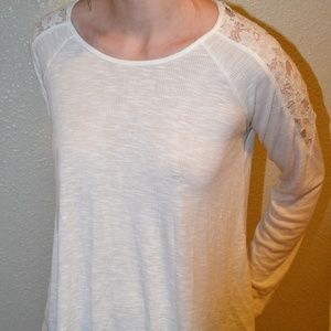 White lace long sleeve shirt